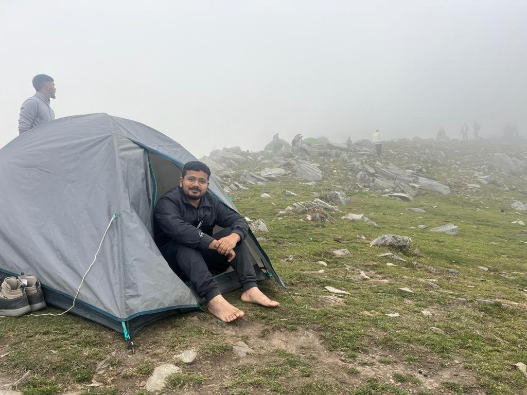 Triund Trek Hotel Dharamshala Luaran gambar